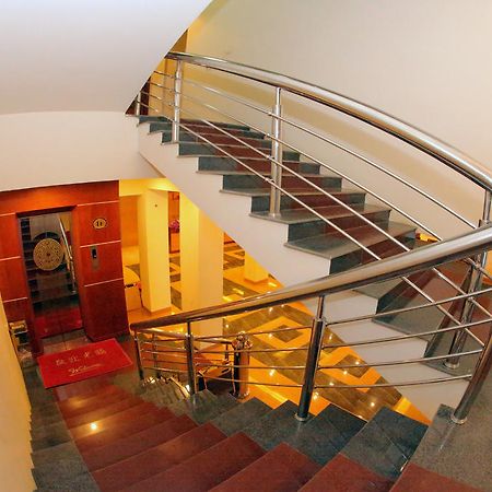Lao Cai Galaxy Hotel Exterior foto